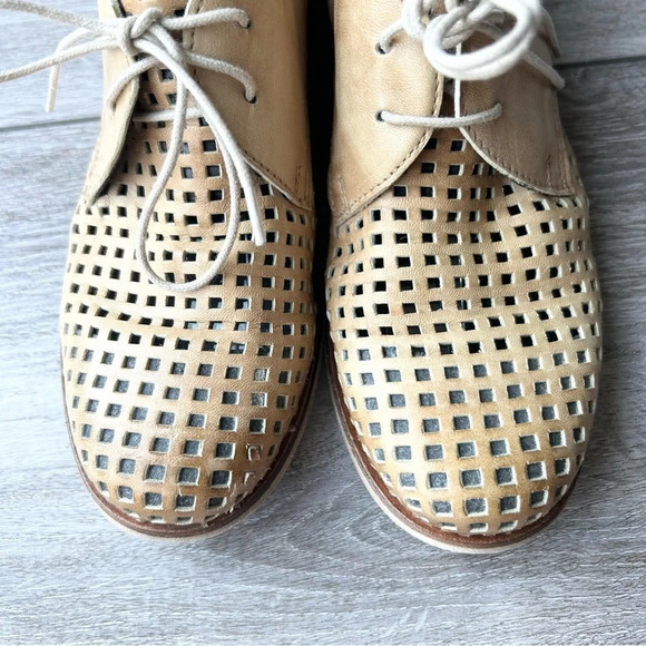Vintage FarFalle  Beige Perforated Leather Lace Up Oxford Made in Italy - Picture 3 of 13